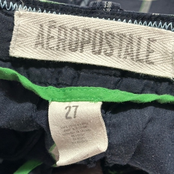 Vintage Aeropostale flat front blue plaid shorts, size 27 - Picture 3 of 6